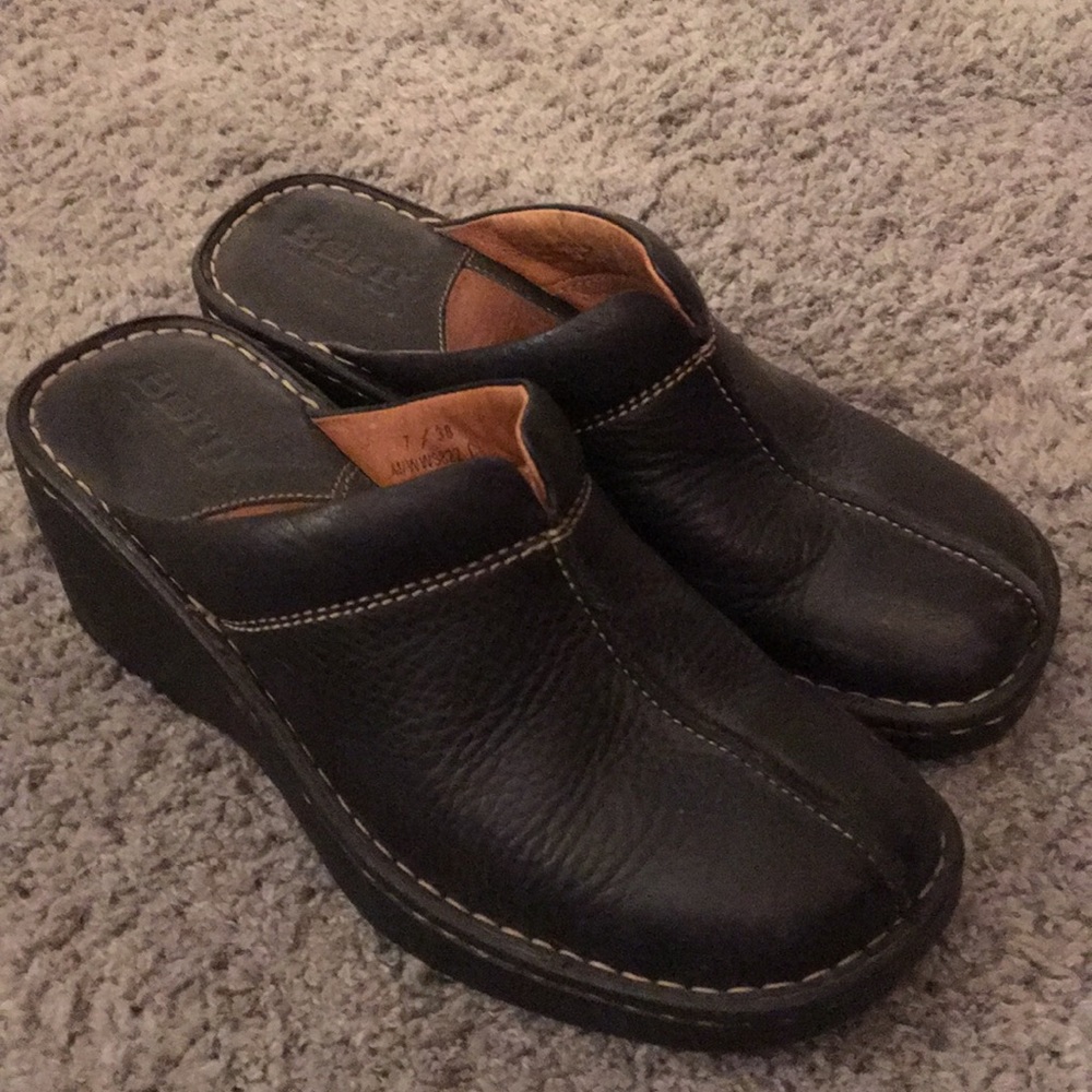 BORN mules gently worn